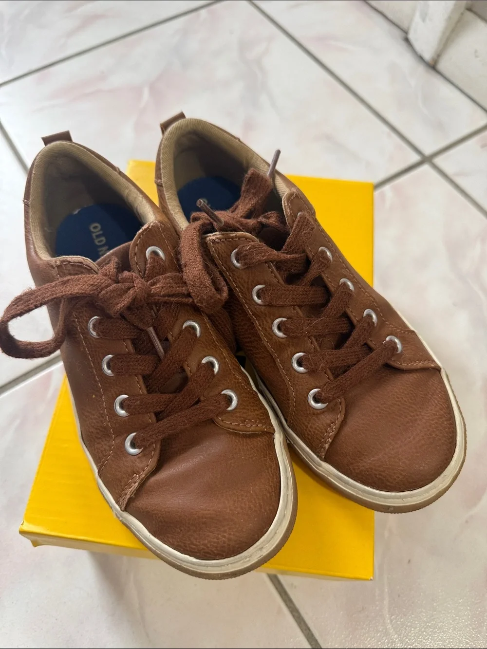 Old Navy Kids Brown Leather Lace-Up Sneakers